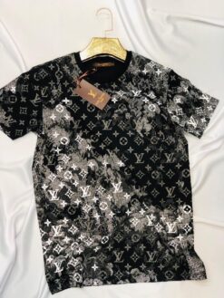L  Luxury Brand Premium T-Shirt Outfit For Men -PN1104011