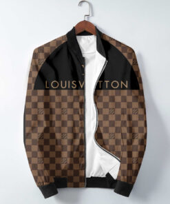 L  Jacket or Bomber Jacket   – Max010577
