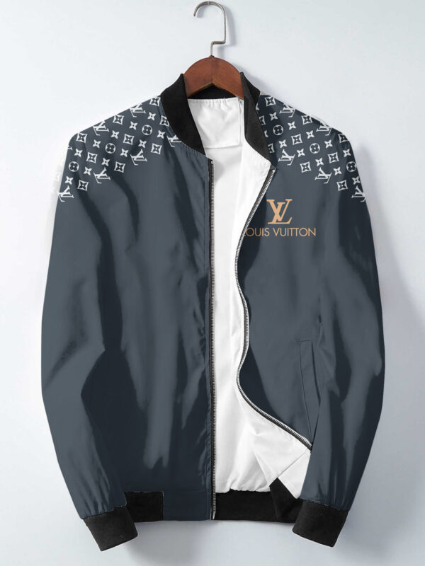 L  Jacket or Bomber Jacket   – Max010581