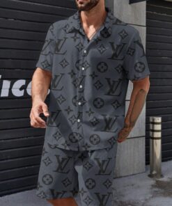 2025 – Tracksuits Luxury Shorts sleeve shirts & Shorts – CHIC060304