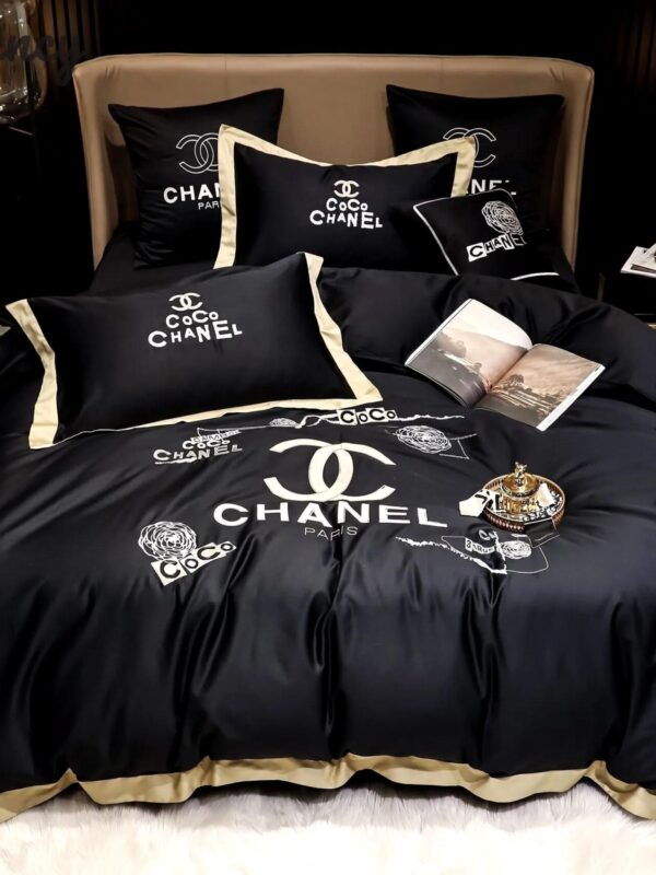 Chanel Premium Fashion Limited Luxury Brand Bedding Set Home Decor -Min00482