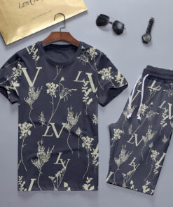 2025 – Set L  Tracksuit T-shirt & Shorts – TU240510122