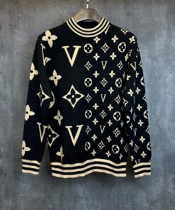 New 2024, 2024-L   Sweater , Sweatshirt  – Max010476