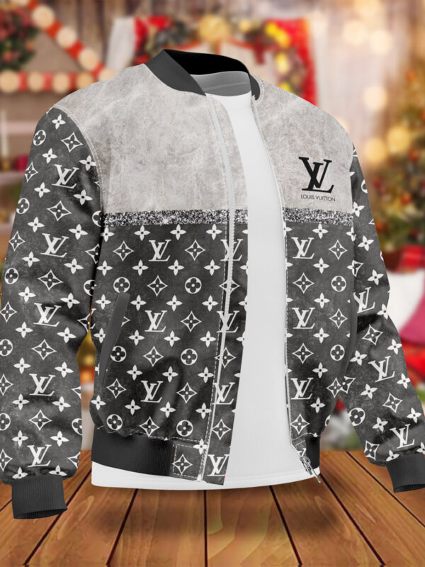 L  Jacket or Bomber Jacket   -Max010957
