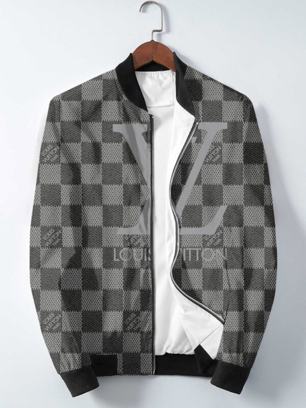 L  Jacket or Bomber Jacket   – Max010554