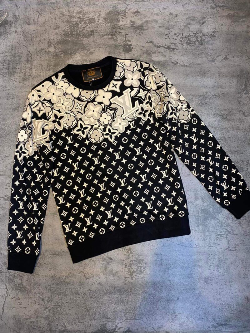 New 2024, 2024-L   Sweater , Sweatshirt  – Max010475