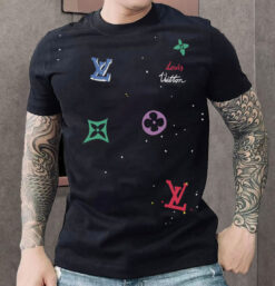 L  Luxury Brand Premium T-Shirt Outfit For Men -Max012727