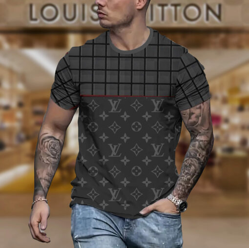 L  Luxury Brand Premium T-Shirt Outfit For Men -Max011669