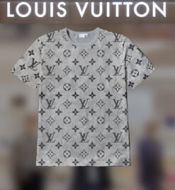 L  Luxury Brand Premium T-Shirt Outfit For Men -Max012390