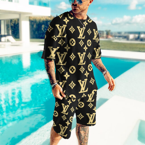 2025 – Set L  Tracksuit T-shirt & Shorts – hd4537